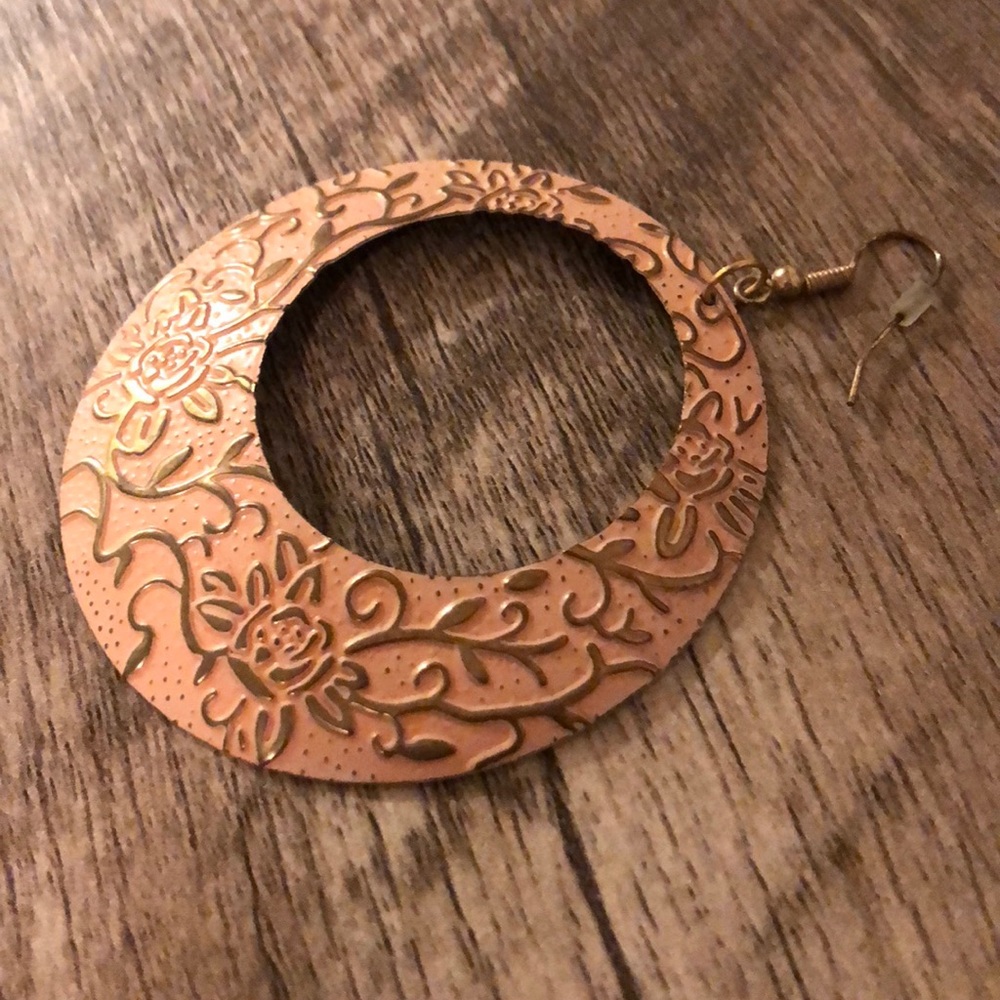 Beautiful statement earrings - Picture 2 of 3